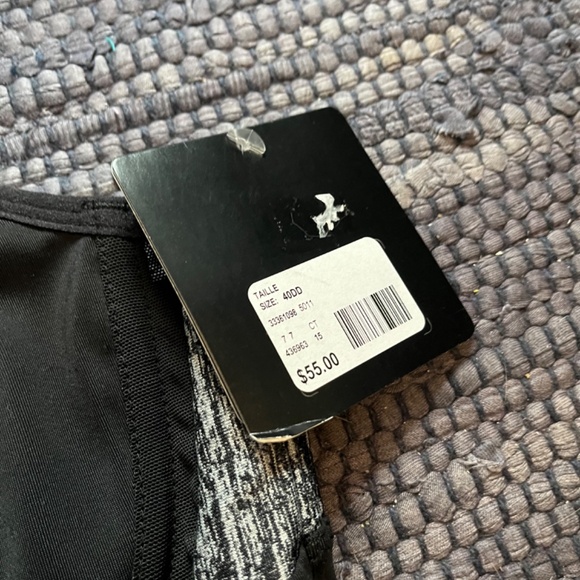 Pennington’s NWT Activezone Sports Bra Black 40DD/40E - Picture 8 of 10